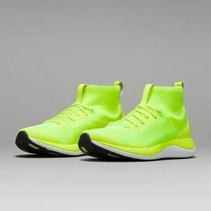 Lululemon Chargefeel Mid Women's Workout Shoe Size 6